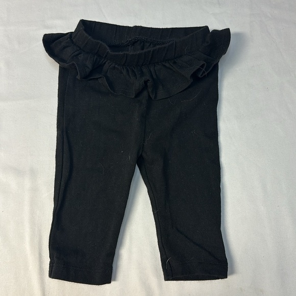 Bundles - 2 piece newborn baby outfit. Size 0-3 months - Picture 4 of 6